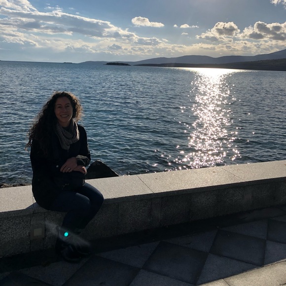 Meet your Posher, Maggie Mae - Picture 13 of 16